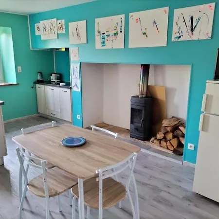 度假居 Maison En Pierre Chaleureuse *